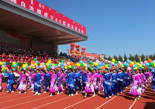 莫力达瓦达斡尔族自治旗，独特文化的魅力之旅探索