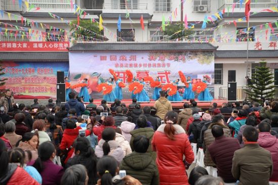 村超魅力四溢，共襄盛举吸引八方宾客瞩目